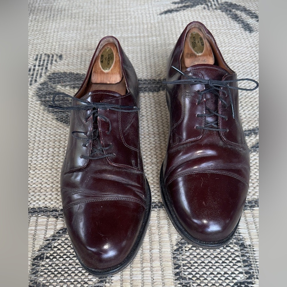 Allen Edmunds Burgundy Men’s Leather Dress Shoes- pics are accurate 10.5